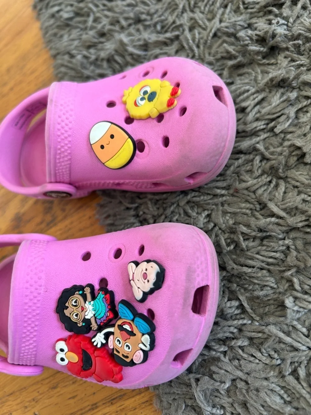 CROCS preowned size